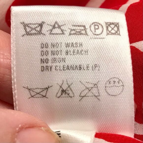 ESCADA Vintage Bouclé Cropped Red and White Bell Sleeve Blazer L/42 - Picture 13 of 13